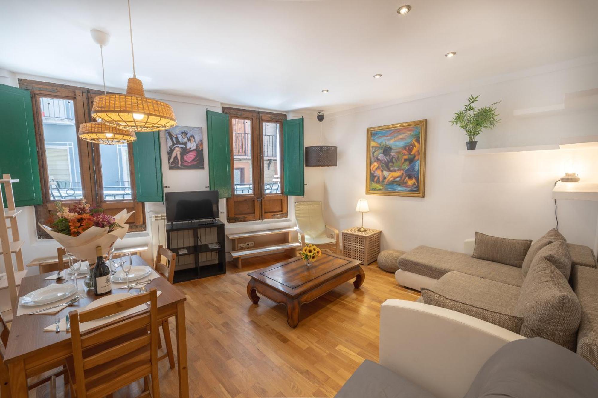 شقة Tuapartamento Centro Estafeta Deluxe بنبلونة المظهر الخارجي الصورة